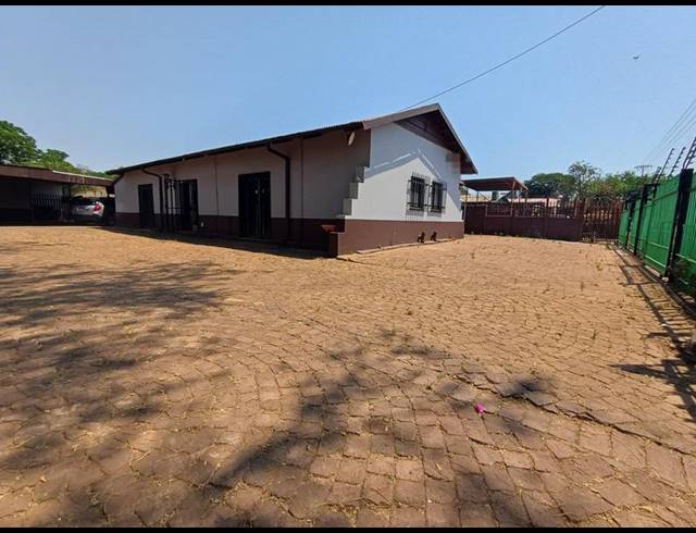 4 BEDROOM PROPERTY TO RENT IN BOOYSENS